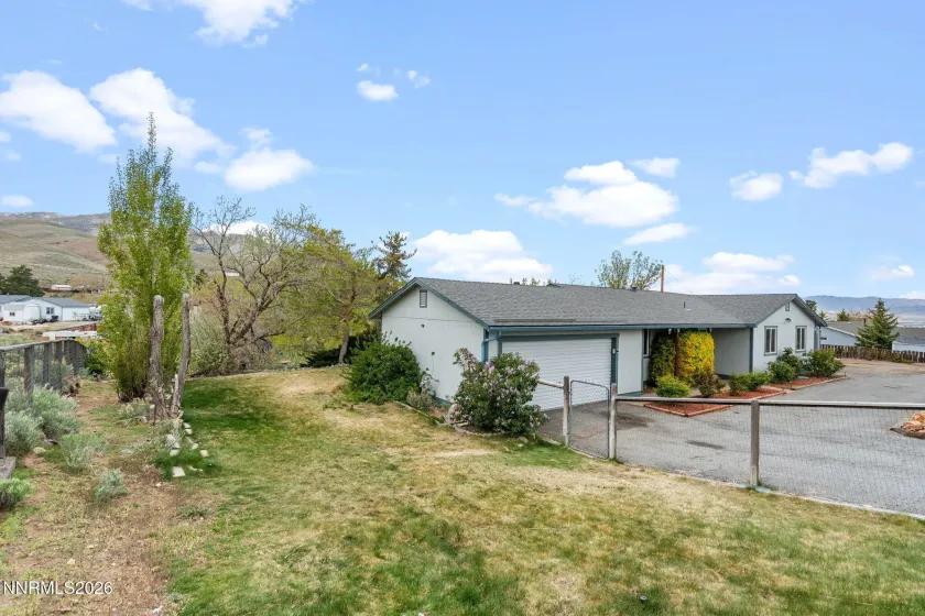 2255 Dakota, Reno, Nevada 89506, 3 Bedrooms Bedrooms, ,2 BathroomsBathrooms,Residential,Residential,Dakota,260004579