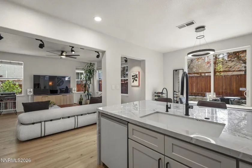 6646 Altesino, Sparks, Nevada 89436, 3 Bedrooms Bedrooms, ,3 BathroomsBathrooms,Residential,Residential,Altesino,260004581