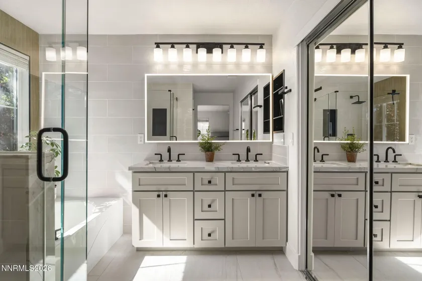 6646 Altesino, Sparks, Nevada 89436, 3 Bedrooms Bedrooms, ,3 BathroomsBathrooms,Residential,Residential,Altesino,260004581