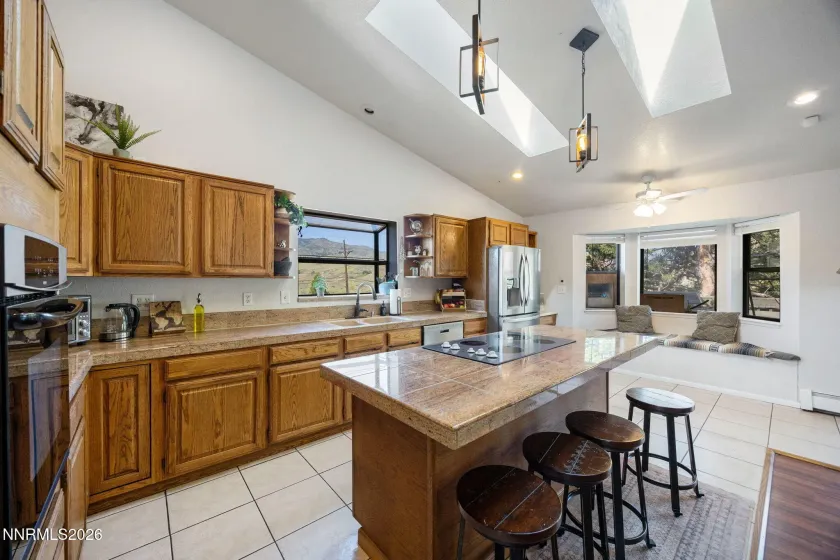 8455 Doretta, Reno, Nevada 89523, 3 Bedrooms Bedrooms, ,3 BathroomsBathrooms,Residential,Residential,Doretta,260004580