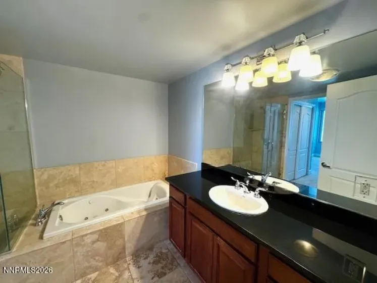 50 Sierra, Reno, Nevada 89501, 1 Bedroom Bedrooms, ,1 BathroomBathrooms,Residential,Residential,Sierra,260004605