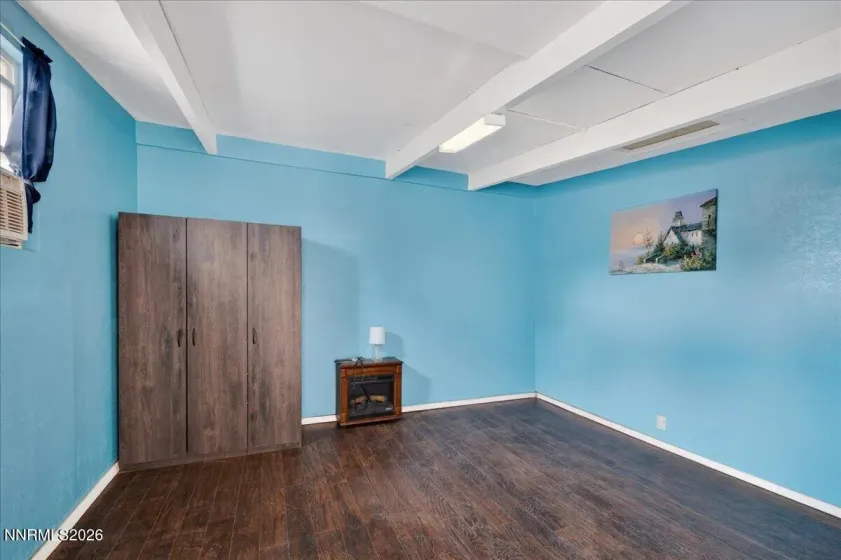 Garage Conversion 11'x13'