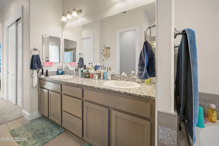 690 Rose, Fernley, Nevada 89408, 4 Bedrooms Bedrooms, ,3 BathroomsBathrooms,Residential,Residential,Rose,260004613