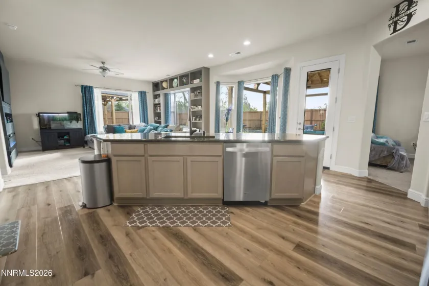 690 Rose, Fernley, Nevada 89408, 4 Bedrooms Bedrooms, ,3 BathroomsBathrooms,Residential,Residential,Rose,260004613