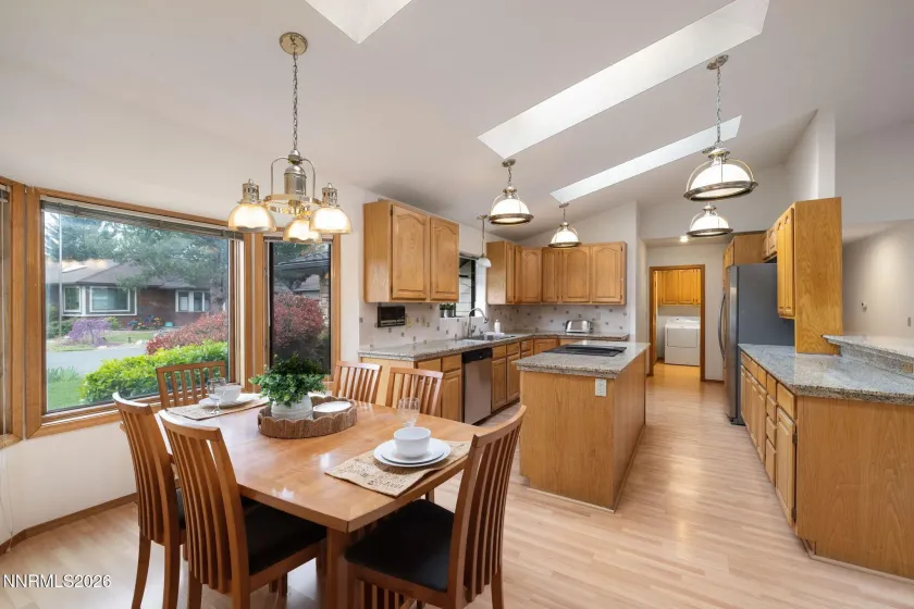 4350 Interlaken, Reno, Nevada 89509, 4 Bedrooms Bedrooms, ,4 BathroomsBathrooms,Residential,Residential,Interlaken,260004611