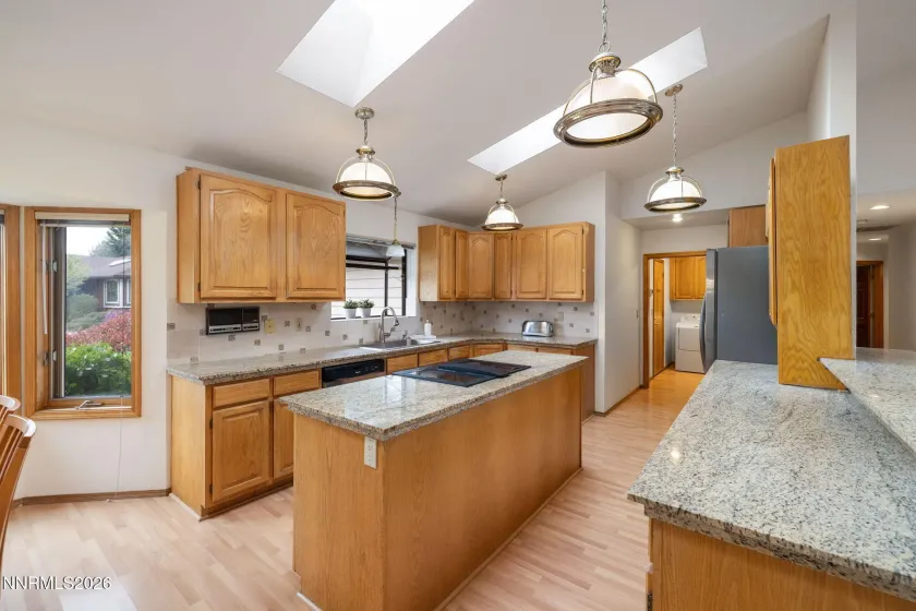 4350 Interlaken, Reno, Nevada 89509, 4 Bedrooms Bedrooms, ,4 BathroomsBathrooms,Residential,Residential,Interlaken,260004611