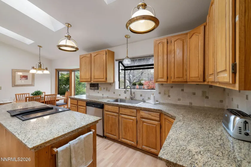 4350 Interlaken, Reno, Nevada 89509, 4 Bedrooms Bedrooms, ,4 BathroomsBathrooms,Residential,Residential,Interlaken,260004611