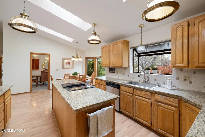 4350 Interlaken, Reno, Nevada 89509, 4 Bedrooms Bedrooms, ,4 BathroomsBathrooms,Residential,Residential,Interlaken,260004611