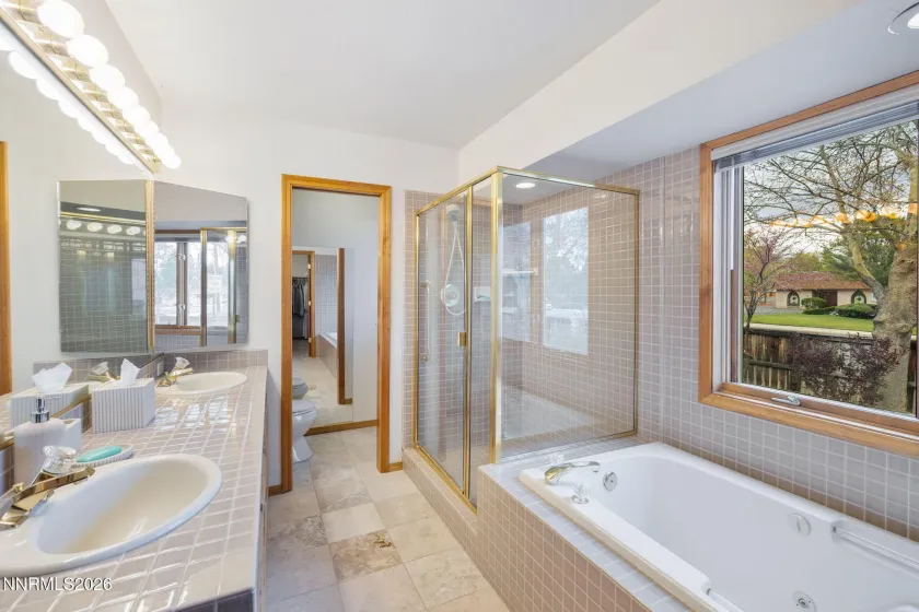 4350 Interlaken, Reno, Nevada 89509, 4 Bedrooms Bedrooms, ,4 BathroomsBathrooms,Residential,Residential,Interlaken,260004611