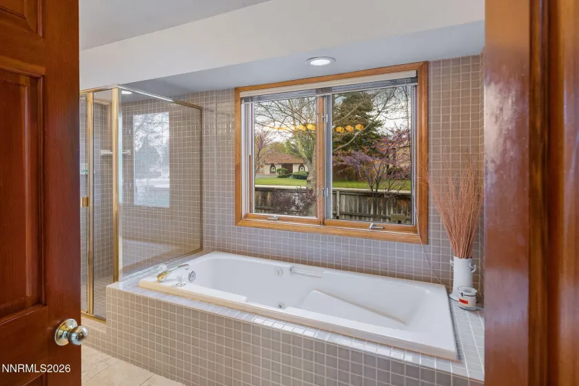 4350 Interlaken, Reno, Nevada 89509, 4 Bedrooms Bedrooms, ,4 BathroomsBathrooms,Residential,Residential,Interlaken,260004611