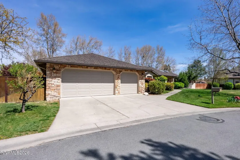 4350 Interlaken, Reno, Nevada 89509, 4 Bedrooms Bedrooms, ,4 BathroomsBathrooms,Residential,Residential,Interlaken,260004611