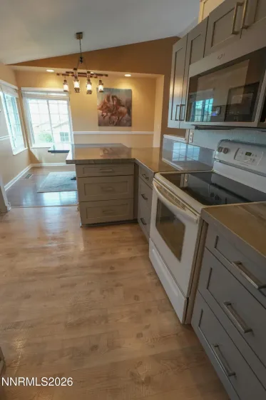 5026 Santa Barbara, Sparks, Nevada 89436, 3 Bedrooms Bedrooms, ,2 BathroomsBathrooms,Residential,Residential,Santa Barbara,260004617