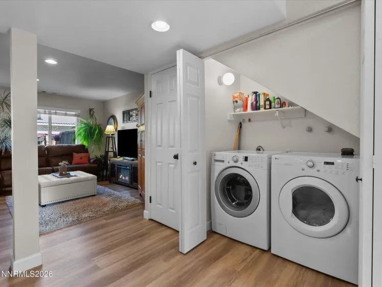 1122 Bradley, Sparks, Nevada 89434, 3 Bedrooms Bedrooms, ,2 BathroomsBathrooms,Residential,Residential,Bradley,260004615