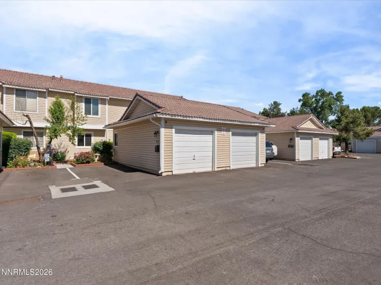 1122 Bradley, Sparks, Nevada 89434, 3 Bedrooms Bedrooms, ,2 BathroomsBathrooms,Residential,Residential,Bradley,260004615