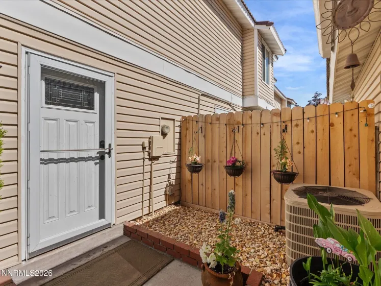 1122 Bradley, Sparks, Nevada 89434, 3 Bedrooms Bedrooms, ,2 BathroomsBathrooms,Residential,Residential,Bradley,260004615