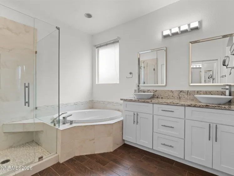 10340 Coyote Creek, Reno, Nevada 89521, 4 Bedrooms Bedrooms, ,3 BathroomsBathrooms,Residential,Residential,Coyote Creek,260004618