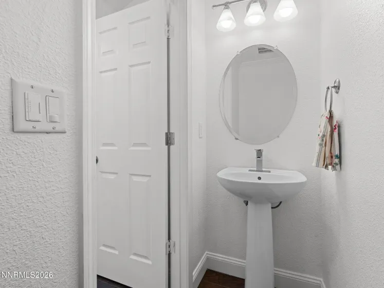 10340 Coyote Creek, Reno, Nevada 89521, 4 Bedrooms Bedrooms, ,3 BathroomsBathrooms,Residential,Residential,Coyote Creek,260004618