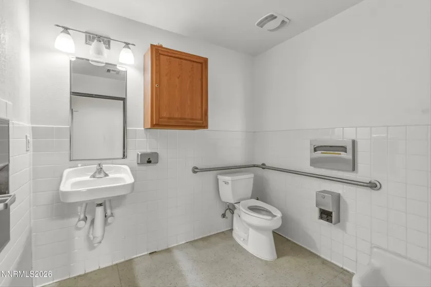 460 Main, Fernley, Nevada 89408, ,Commercial Sale,Residential,Main,260004620