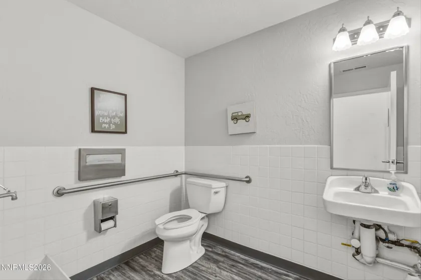 460 Main, Fernley, Nevada 89408, ,Commercial Sale,Residential,Main,260004620