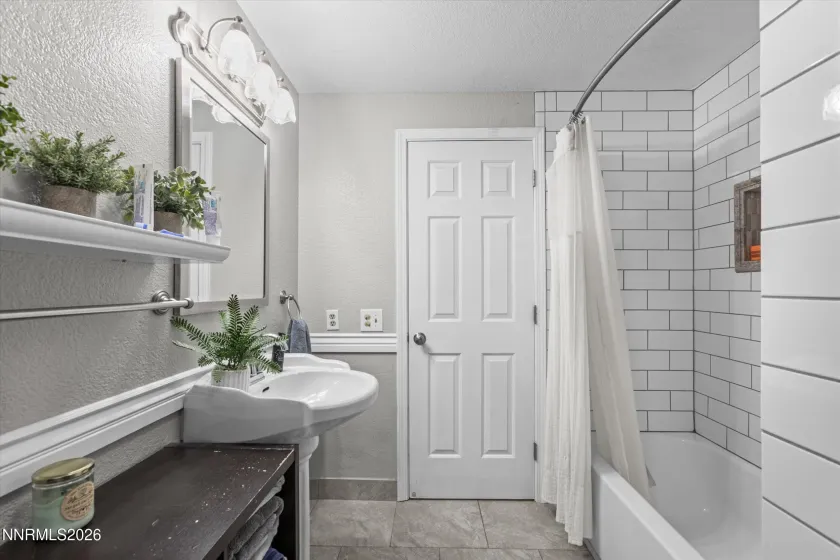 111 Riparian, Carson City, Nevada 89701, 3 Bedrooms Bedrooms, ,2 BathroomsBathrooms,Residential,Residential,Riparian,260004619