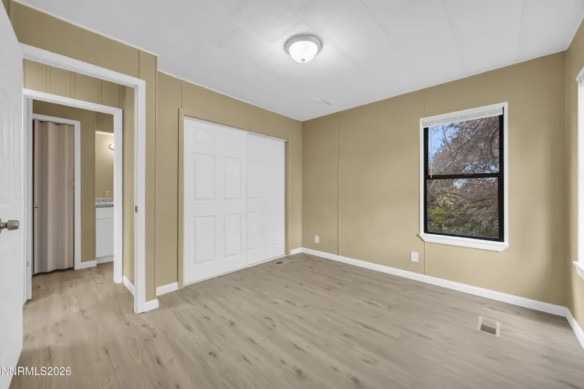 5908 Middle Fork, Sun Valley, Nevada 89433, 3 Bedrooms Bedrooms, ,2 BathroomsBathrooms,Residential,Residential,Middle Fork,260004623