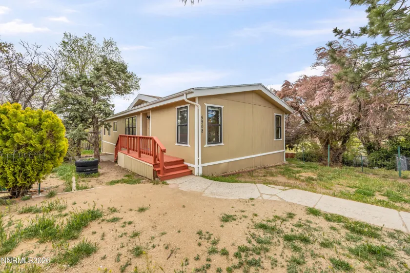 5908 Middle Fork, Sun Valley, Nevada 89433, 3 Bedrooms Bedrooms, ,2 BathroomsBathrooms,Residential,Residential,Middle Fork,260004623