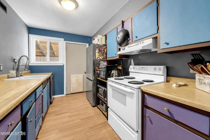 13412 Mount Lassen, Reno, Nevada 89506, 3 Bedrooms Bedrooms, ,1 BathroomBathrooms,Residential,Residential,Mount Lassen,260004628