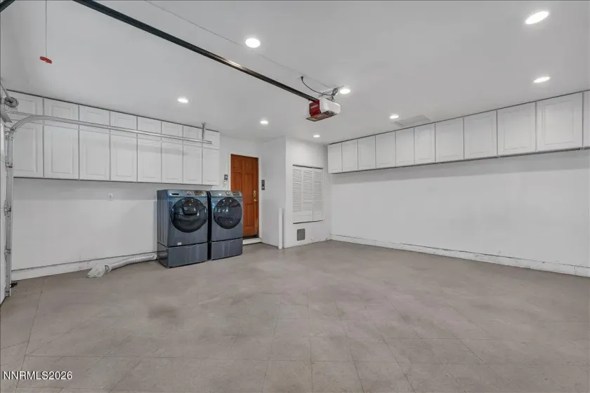 182 Rodger, Sparks, Nevada 89431, 3 Bedrooms Bedrooms, ,2 BathroomsBathrooms,Residential,Residential,Rodger,260004630