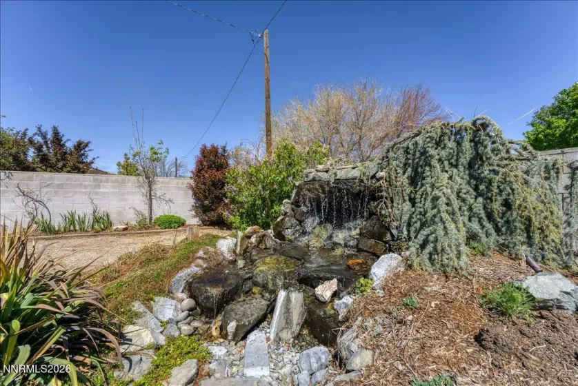 182 Rodger, Sparks, Nevada 89431, 3 Bedrooms Bedrooms, ,2 BathroomsBathrooms,Residential,Residential,Rodger,260004630