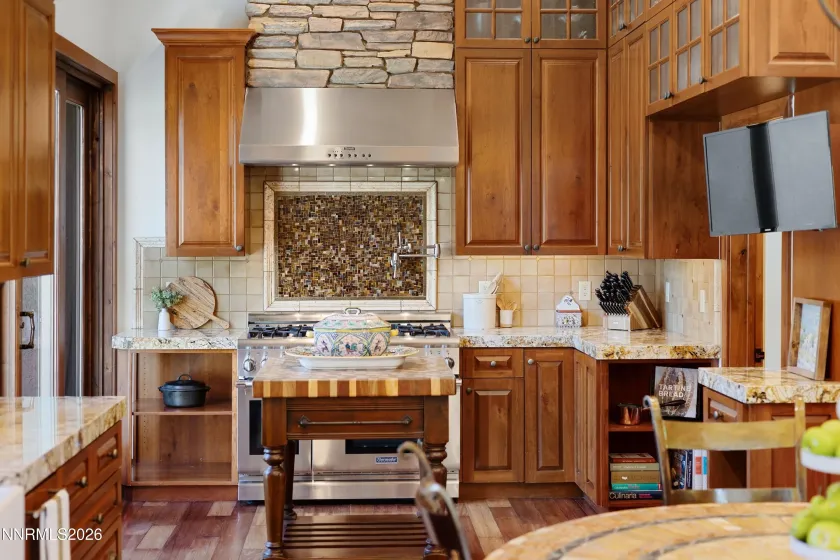 102 Willis, Reno, Nevada 89511, 4 Bedrooms Bedrooms, ,4 BathroomsBathrooms,Residential,Residential,Willis,260004631