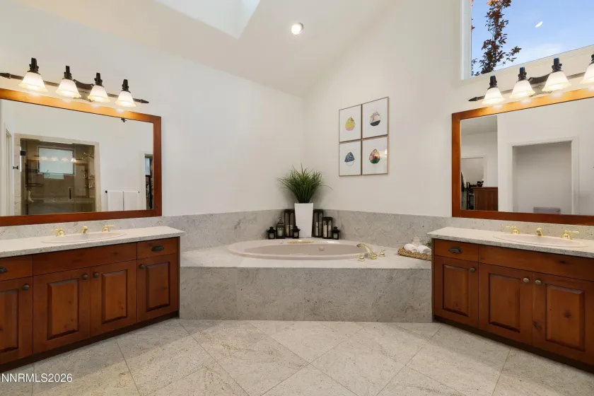 102 Willis, Reno, Nevada 89511, 4 Bedrooms Bedrooms, ,4 BathroomsBathrooms,Residential,Residential,Willis,260004631