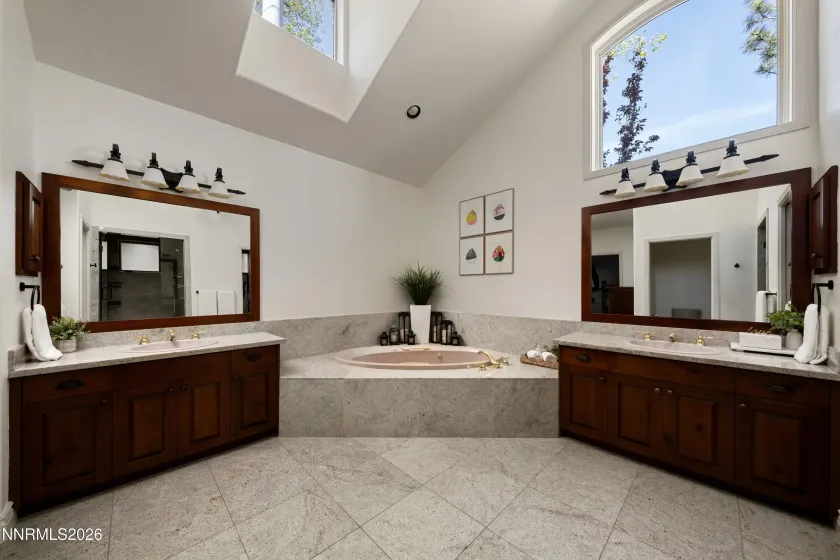 102 Willis, Reno, Nevada 89511, 4 Bedrooms Bedrooms, ,4 BathroomsBathrooms,Residential,Residential,Willis,260004631