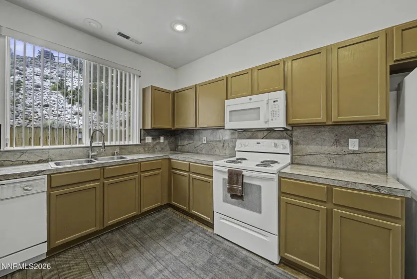 5787 Golden Eagle, Reno, Nevada 89523, 3 Bedrooms Bedrooms, ,3 BathroomsBathrooms,Residential,Residential,Golden Eagle,260004632