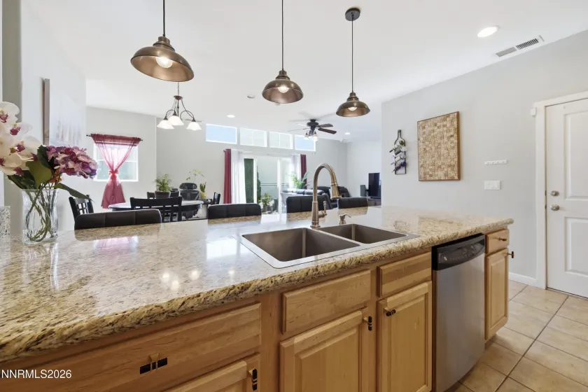 1380 Boardwalk, Sparks, Nevada 89436, 3 Bedrooms Bedrooms, ,3 BathroomsBathrooms,Residential,Residential,Boardwalk,260004634