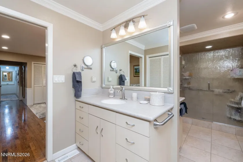 1435 Huntington, Reno, Nevada 89509, 4 Bedrooms Bedrooms, ,3 BathroomsBathrooms,Residential,Residential,Huntington,260004636