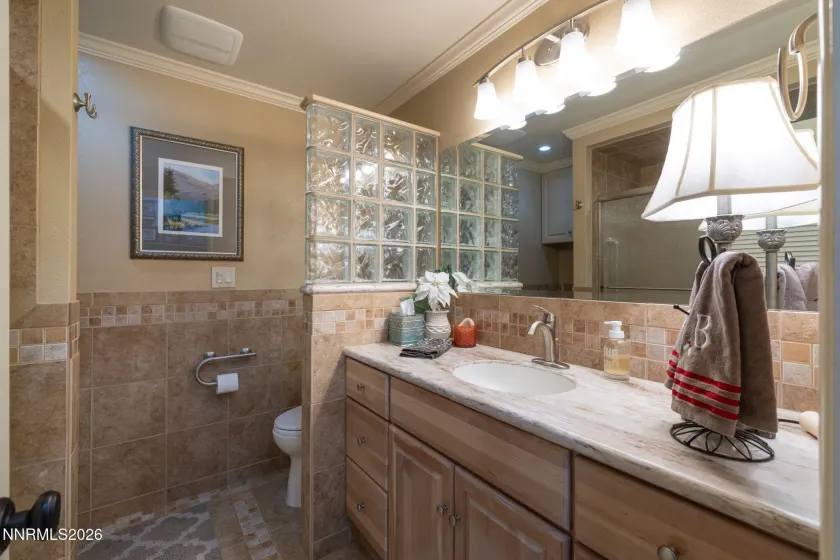 1435 Huntington, Reno, Nevada 89509, 4 Bedrooms Bedrooms, ,3 BathroomsBathrooms,Residential,Residential,Huntington,260004636