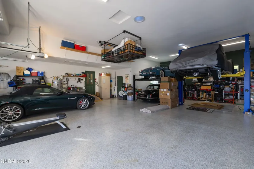 1435 Huntington, Reno, Nevada 89509, 4 Bedrooms Bedrooms, ,3 BathroomsBathrooms,Residential,Residential,Huntington,260004636