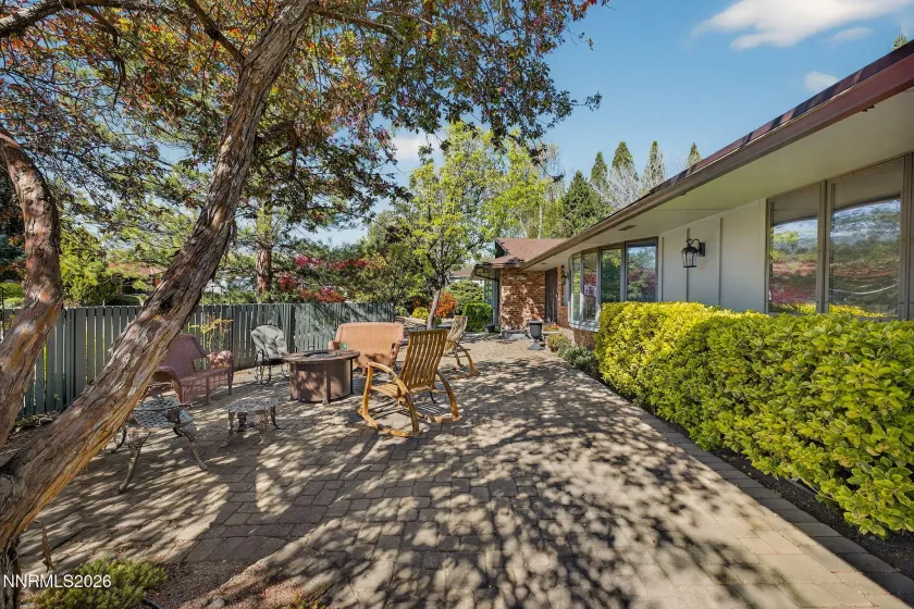 1435 Huntington, Reno, Nevada 89509, 4 Bedrooms Bedrooms, ,3 BathroomsBathrooms,Residential,Residential,Huntington,260004636