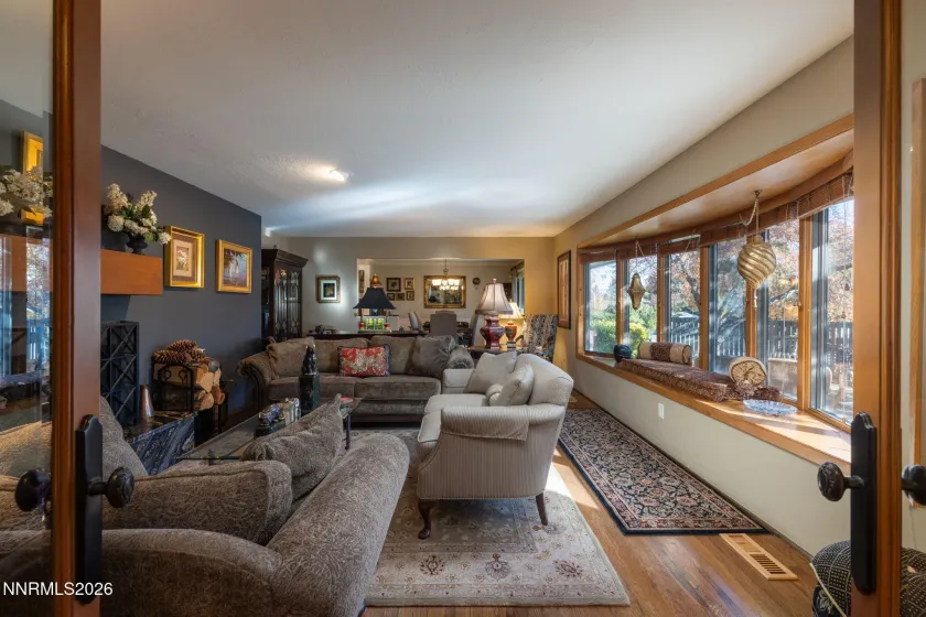 1435 Huntington, Reno, Nevada 89509, 4 Bedrooms Bedrooms, ,3 BathroomsBathrooms,Residential,Residential,Huntington,260004636