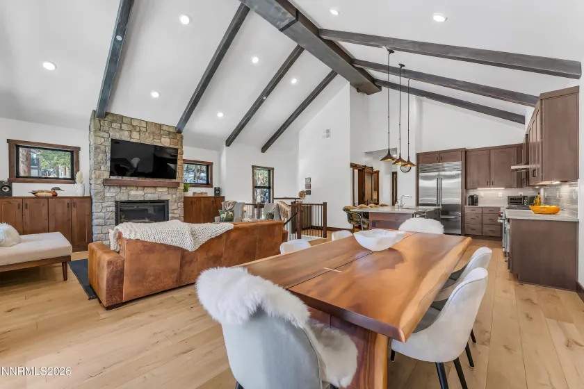 170 Sierra Colina, Stateline, Nevada 89449, 3 Bedrooms Bedrooms, ,3 BathroomsBathrooms,Residential,Residential,Sierra Colina,260004642