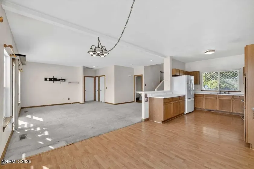 218 Poppy Hills, Fernley, Nevada 89408, 4 Bedrooms Bedrooms, ,3 BathroomsBathrooms,Residential,Residential,Poppy Hills,260004591