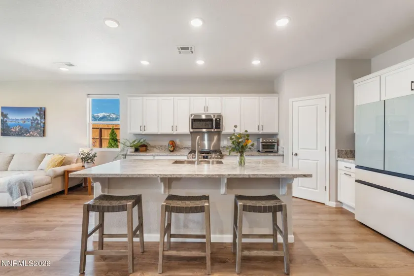 1500 Jett, Carson City, Nevada 89705, 4 Bedrooms Bedrooms, ,3 BathroomsBathrooms,Residential,Residential,Jett,260004645