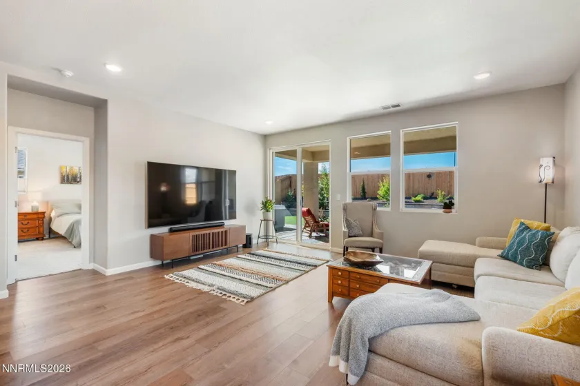 1500 Jett, Carson City, Nevada 89705, 4 Bedrooms Bedrooms, ,3 BathroomsBathrooms,Residential,Residential,Jett,260004645