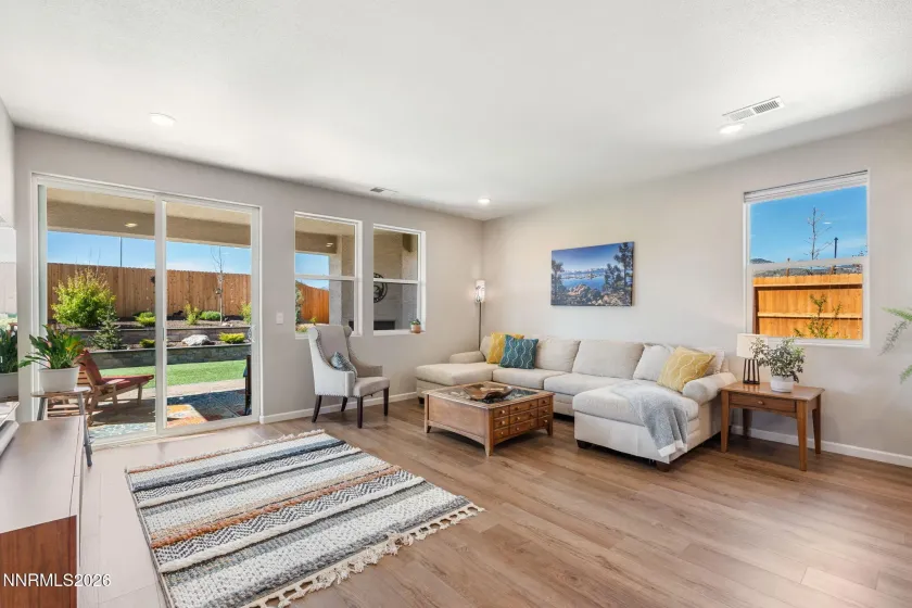 1500 Jett, Carson City, Nevada 89705, 4 Bedrooms Bedrooms, ,3 BathroomsBathrooms,Residential,Residential,Jett,260004645