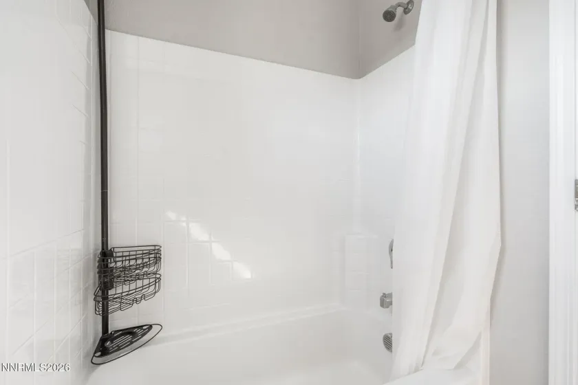 1500 Jett, Carson City, Nevada 89705, 4 Bedrooms Bedrooms, ,3 BathroomsBathrooms,Residential,Residential,Jett,260004645