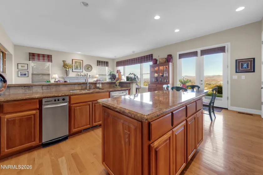 3103 Marble Ridge, Reno, Nevada 89511, 5 Bedrooms Bedrooms, ,4 BathroomsBathrooms,Residential,Residential,Marble Ridge,260004647