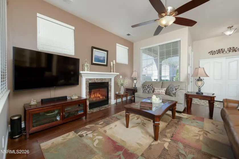 2729 Longridge, Carson City, Nevada 89706, 3 Bedrooms Bedrooms, ,2 BathroomsBathrooms,Residential,Residential,Longridge,260004649