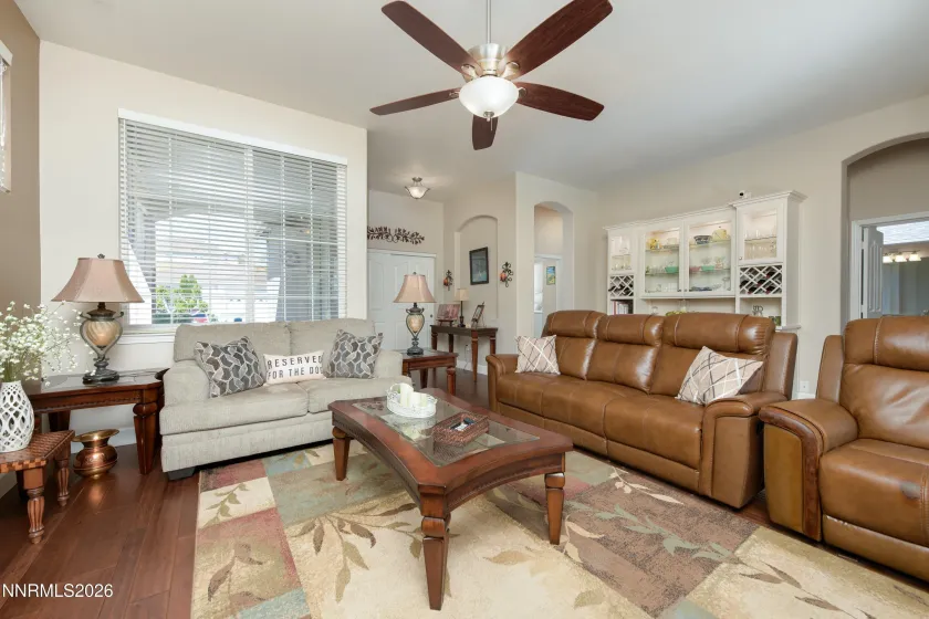 2729 Longridge, Carson City, Nevada 89706, 3 Bedrooms Bedrooms, ,2 BathroomsBathrooms,Residential,Residential,Longridge,260004649