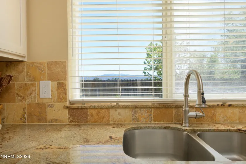 2729 Longridge, Carson City, Nevada 89706, 3 Bedrooms Bedrooms, ,2 BathroomsBathrooms,Residential,Residential,Longridge,260004649