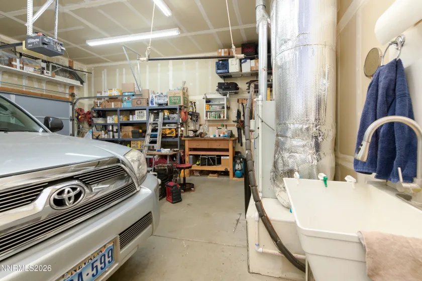 2729 Longridge, Carson City, Nevada 89706, 3 Bedrooms Bedrooms, ,2 BathroomsBathrooms,Residential,Residential,Longridge,260004649